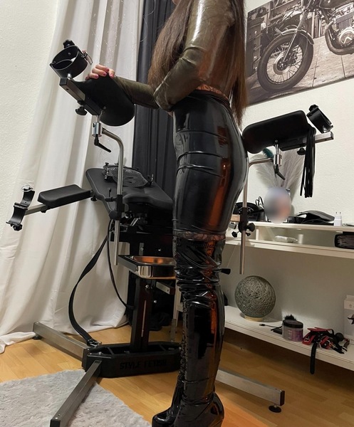 DEUTSCHE SERA DEUTSCHE SERA